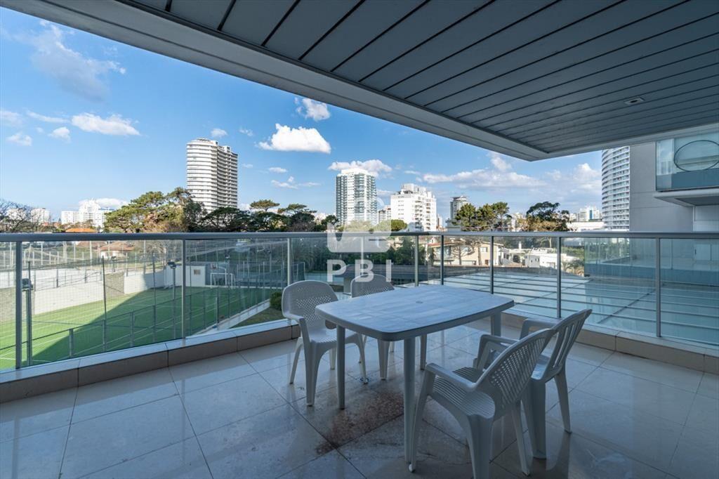Venta de Apartamento 2 DORMITORIOS . Punta del -