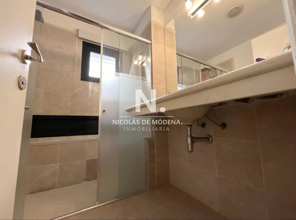 En venta apartamento duplex en Playa Brava, con