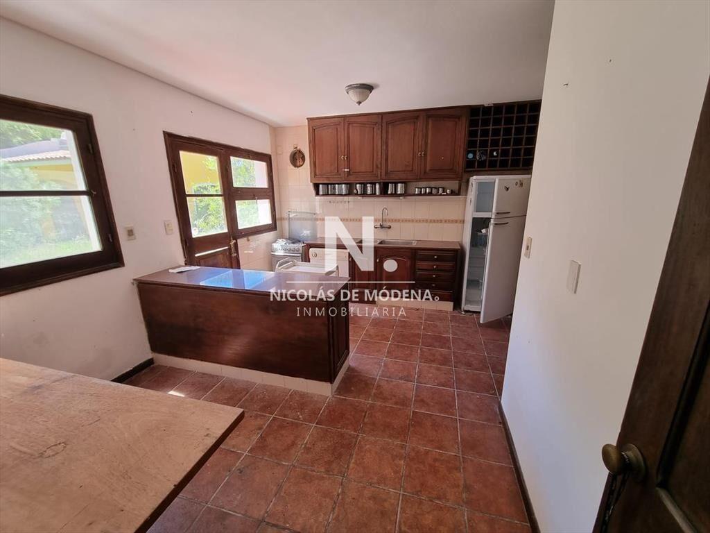 OPORTUNIDAD. VENDE CASA EN LA BARRA