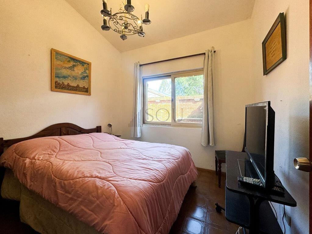 VENTA DE CASA CUATRO DORMITORIOS EN PUNTA COLORADA