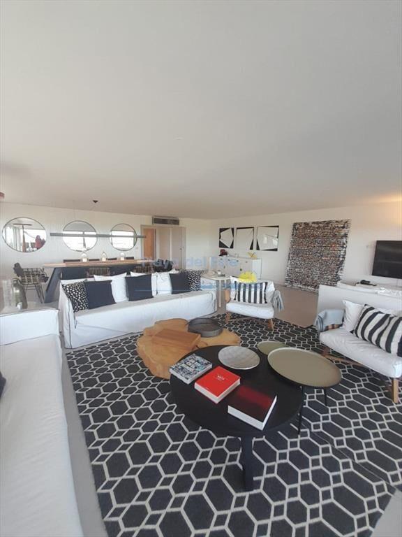 Apartamento de 3 dormitorios en Silente , Punta ,