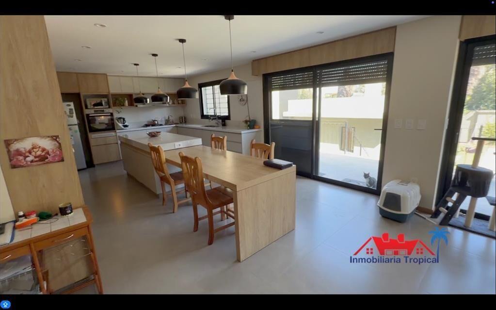 VENTA DE RESIDENCIA DE NIVEL PUNTA GORDA