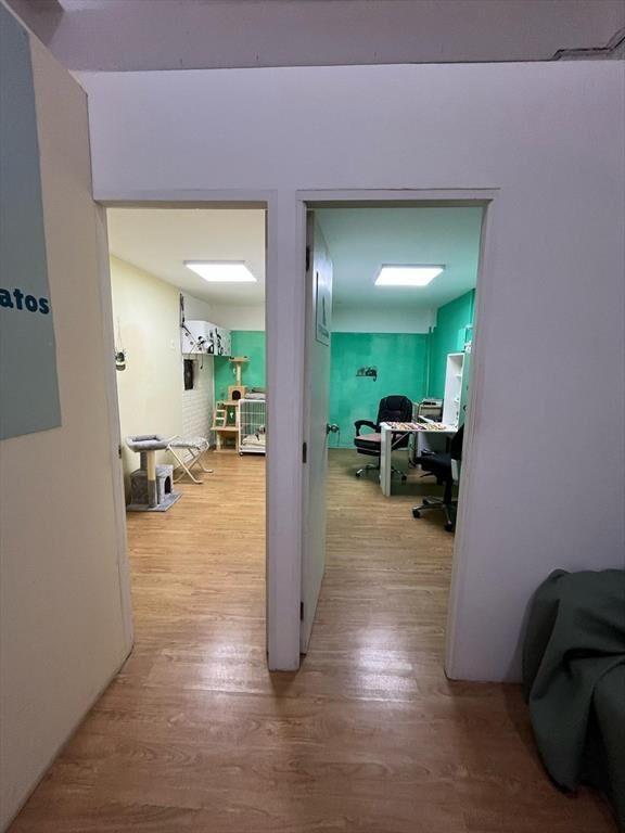 Venta de Casa de 10 Dormitorios con Local en Parque Rodó...