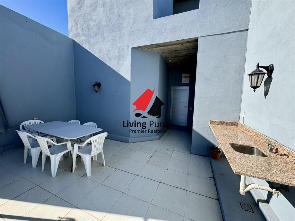 Apartamento en venta en peninsula con parrillero
