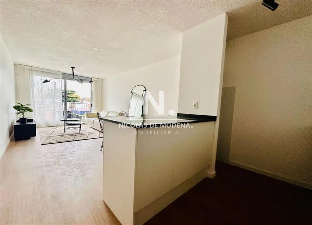 Venta Apartamento de 2 Dormitorios En la A