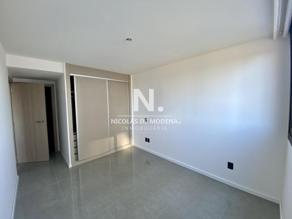 Apartamento sobre Roosevelt