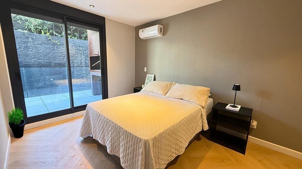 Venta Apartamento Buceo 2 dormitorios 2 baños garaje a estr