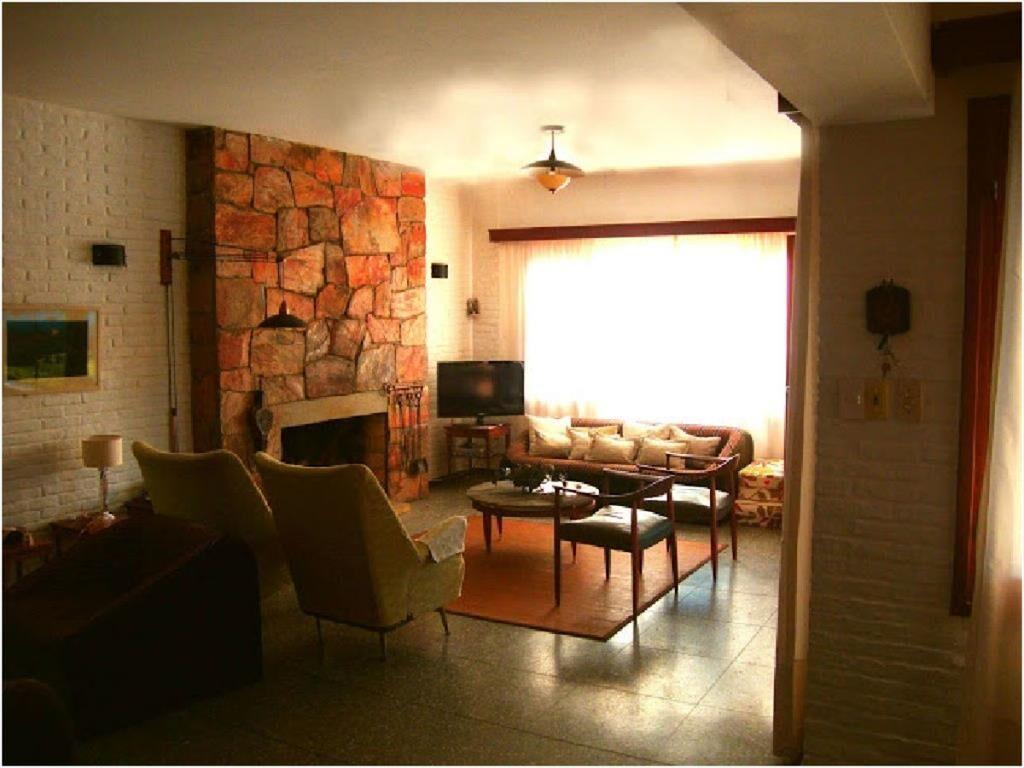 Muy linda casa en paradas de la mansa a 200 ms del mar!