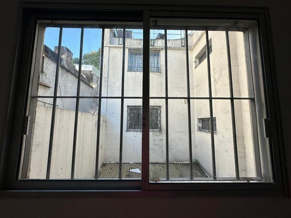 Se alquila Apartamento de un dormitorio con balcón en Parqu