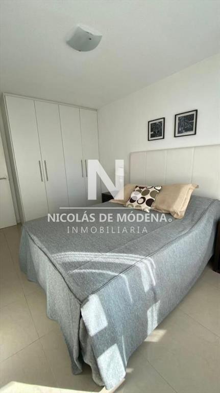 Departamento de 1 dormitorio en venta, sobre Av.