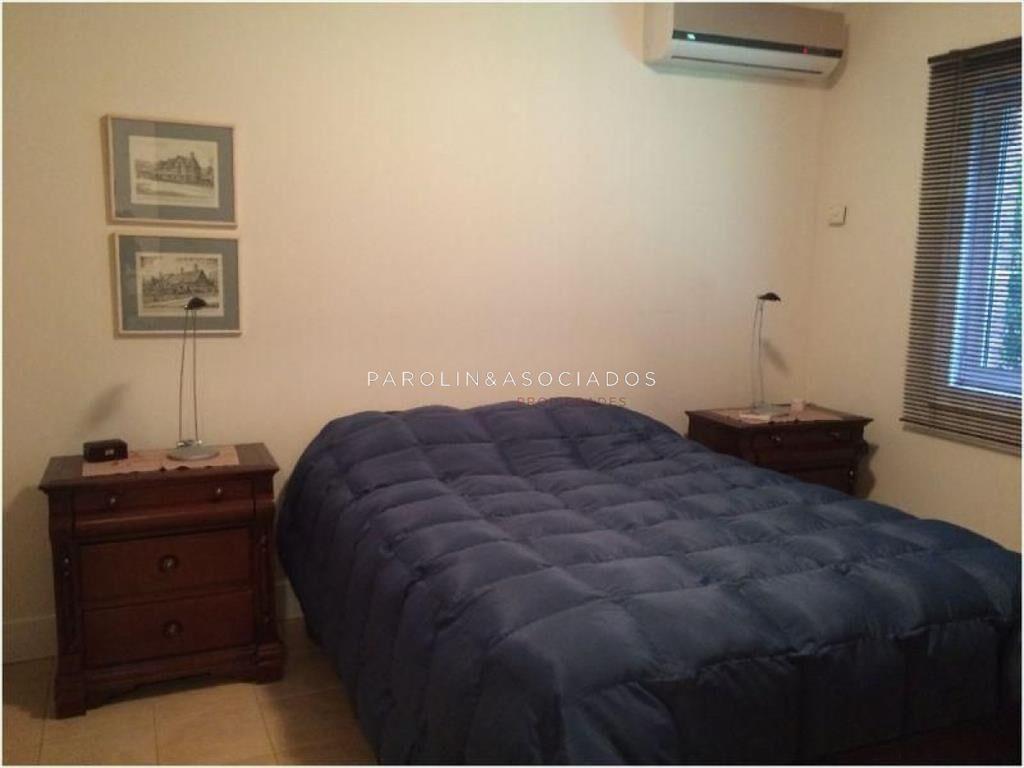 Casa en venta de 4 dormitorios en Punta del Este.