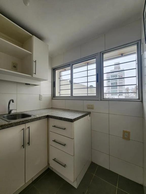 Alquiler de Monoambiente 45 m² con Balcón y terraza  - Poci