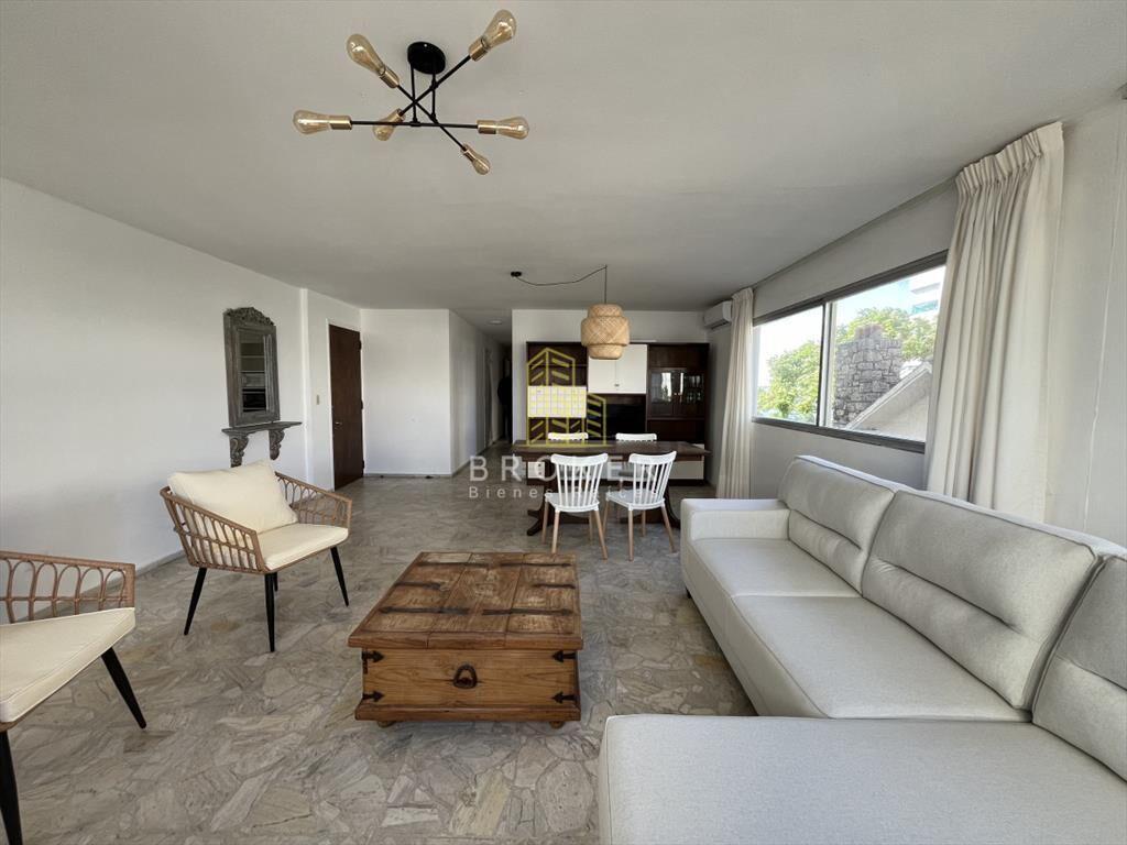 Venta Apartamento de 3 dormitorios en Peninsula