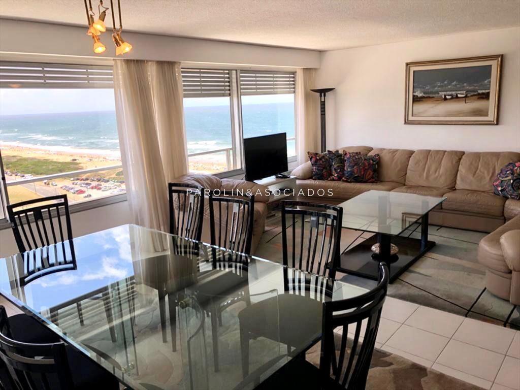 Apartamento en venta de 3 dormitorios en Tiburon,