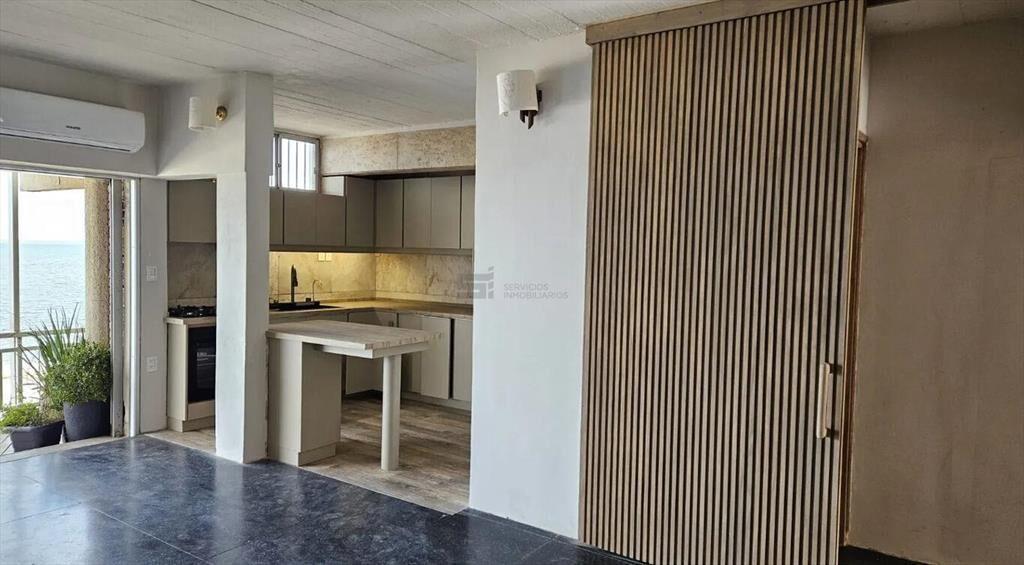 ei alquila Apartamento de dos dormitorios y garage en la ra
