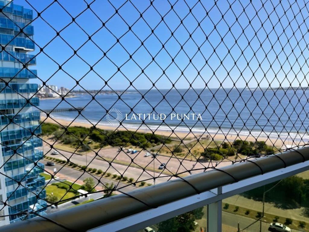 Apartamento de 3 dormitorios en Coral Tower