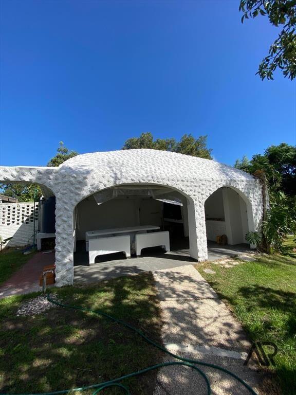 Casa en alquiler temporario c/ cochera en Cantegril