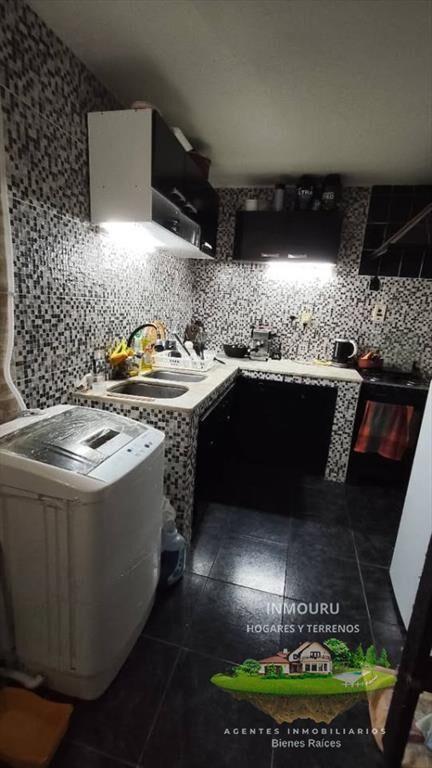 Vendo Lindo Apto en la Comercial.