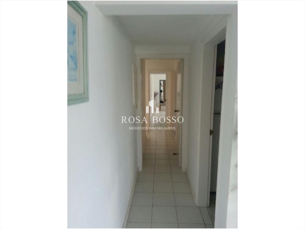 Apartamento en Brava, 3 dormitorios *