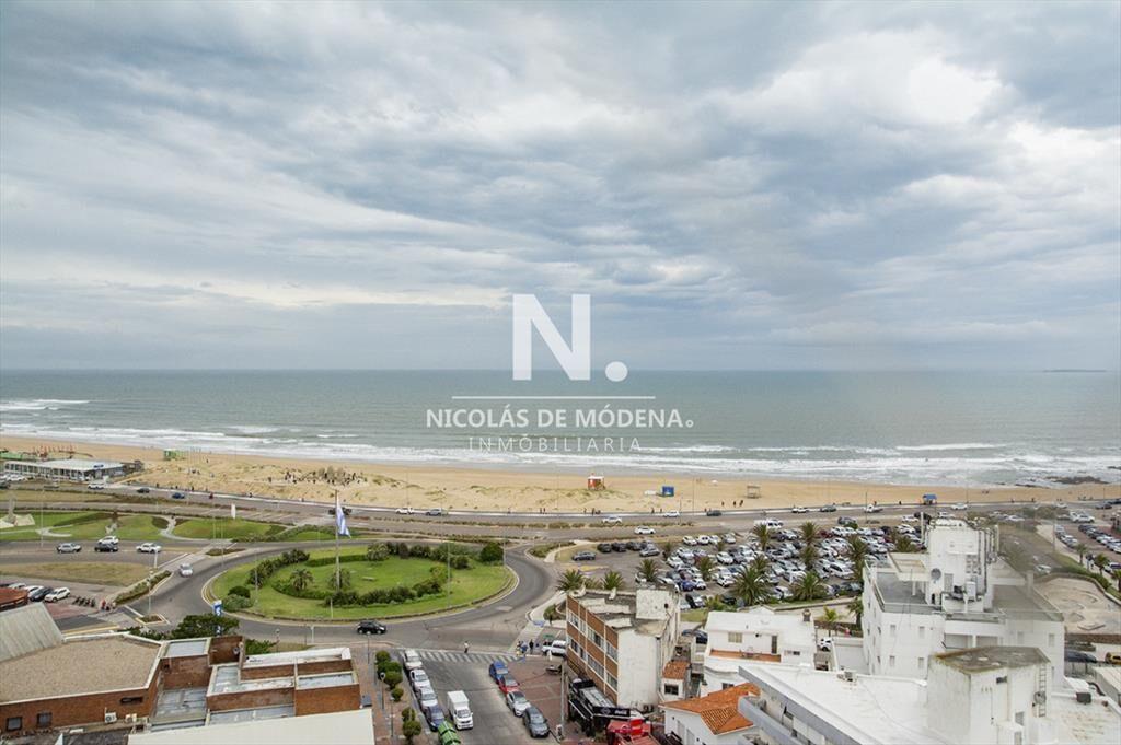 Departamento de 3 dormitorios en Punta del este