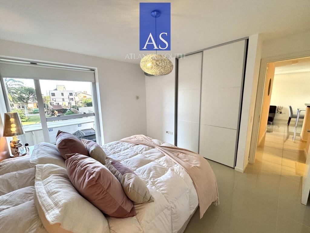 Apartamento de 2 dormitorios en Torre con