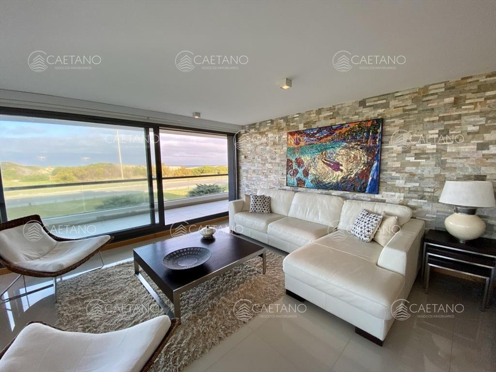 Espectacular apartamento ubicado en la Brava