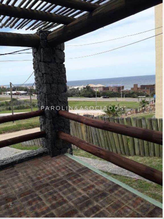 Casa en venta de 4 dormitorios en El Chorro, Manantiales.