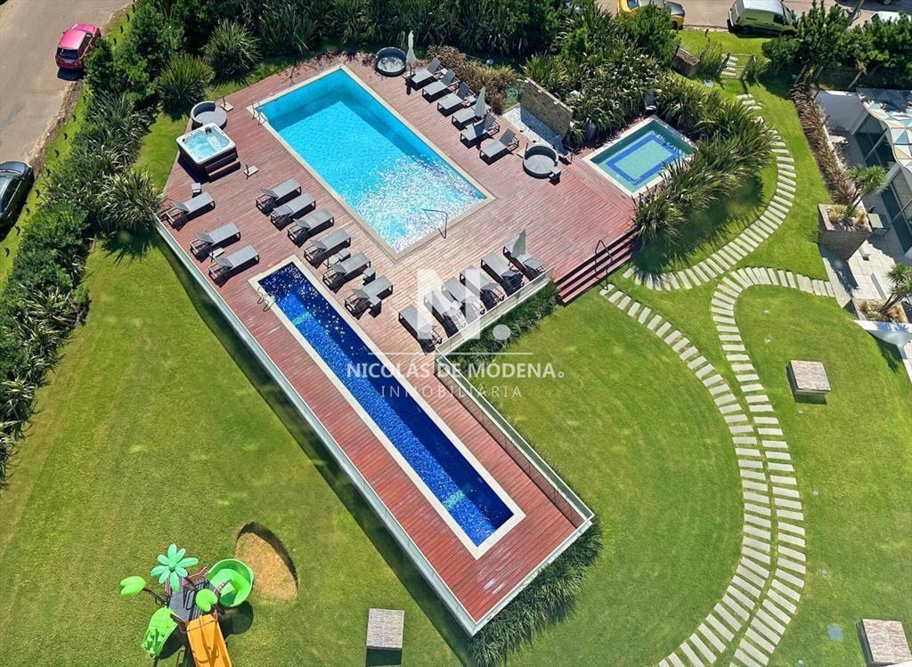 Vende apartamento de 2 dormitorios con losa radiante, garaj