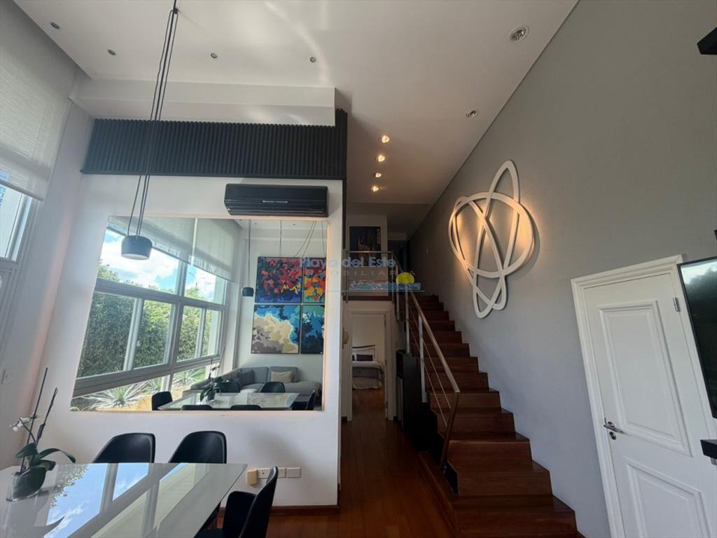 Apartamento de 3 dormitorios en venta en Punta ,