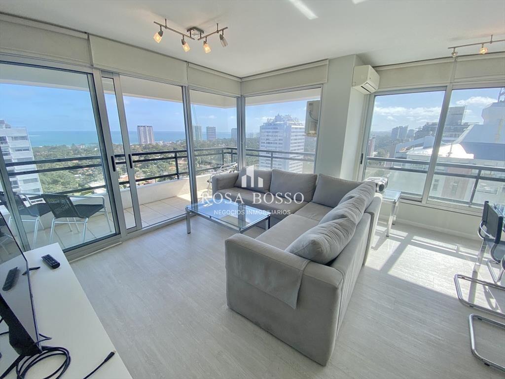 Apartamento en Alquiler 3 dormitorios, Roosevelt, Punta del