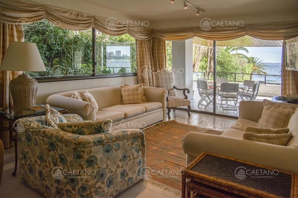 Departamento de 4 dormitorios en venta, con vista