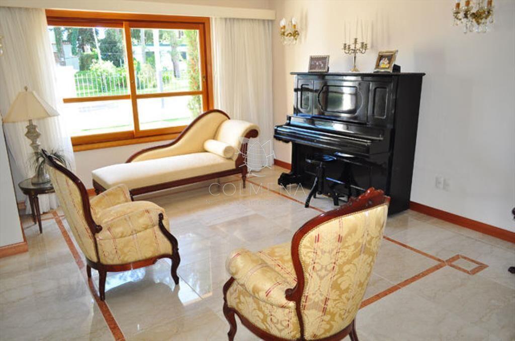 Casa en Mansa, 5 dormitorios ABIERTO A NEGOCIOS,