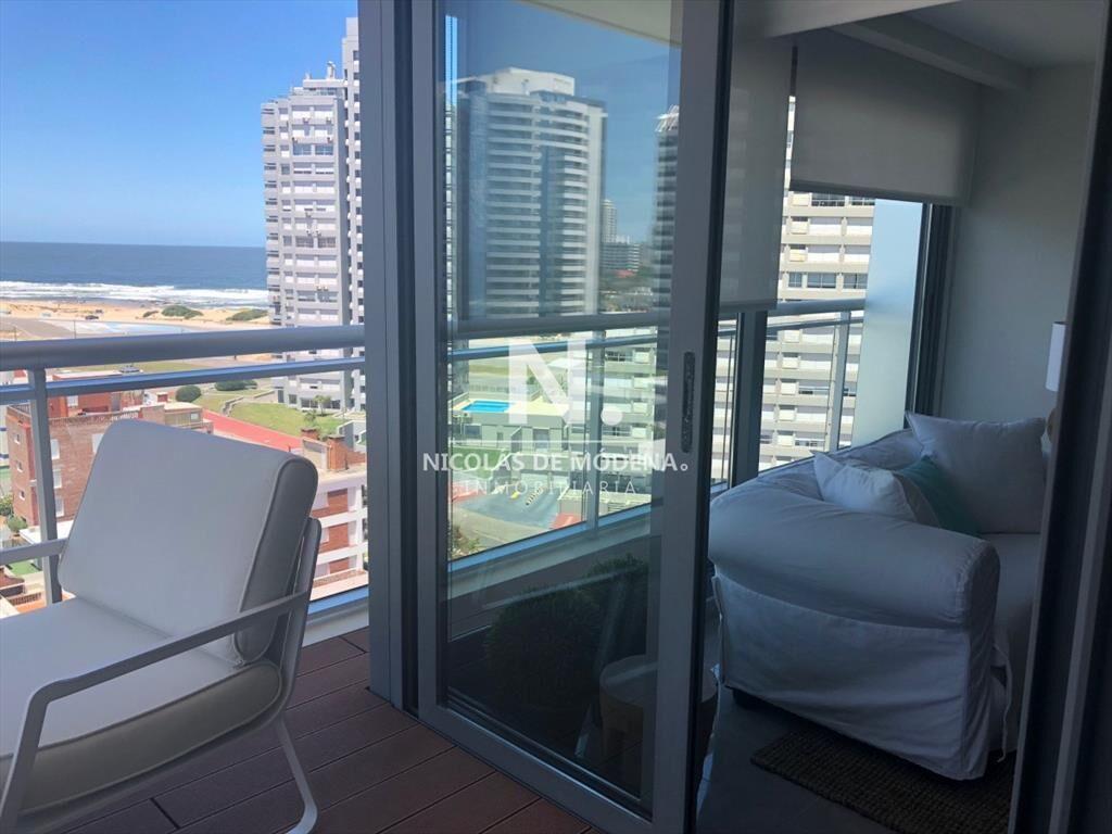 Apartamento de 2 dormitorios en suite, amplio en venta en B