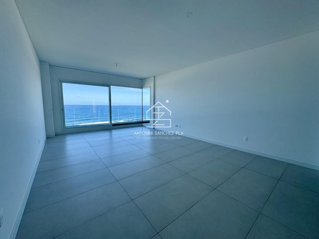 Venta apartamento 3 dormitorios Brava