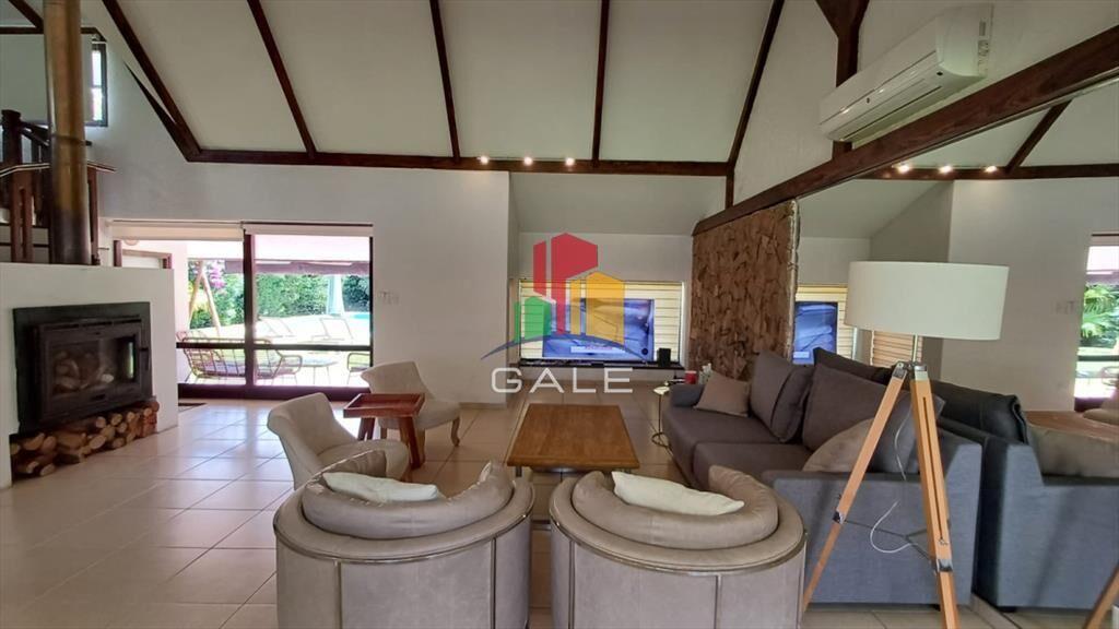 Vende gran casa para vivir todo el año, de 3 en