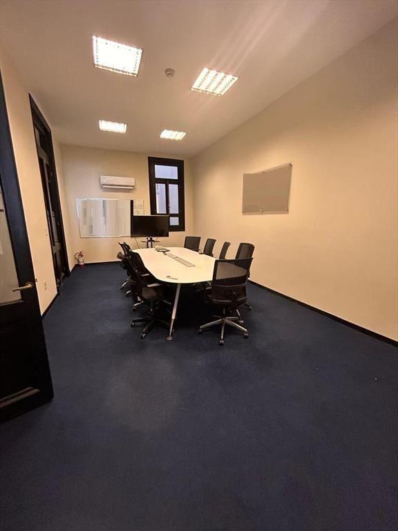 Oficina, Sarandi y Bartolomé Mitre, 400 m2, pronta para ent