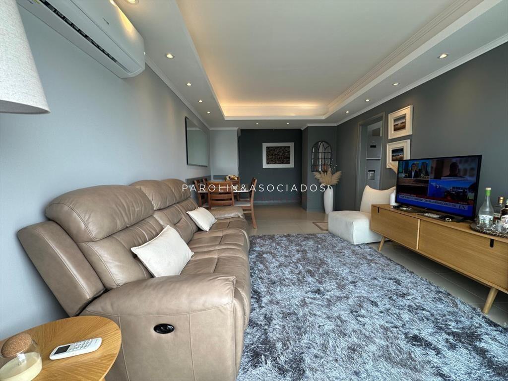 Penthouse en Venta de 3 Dormitorios en Punta del
