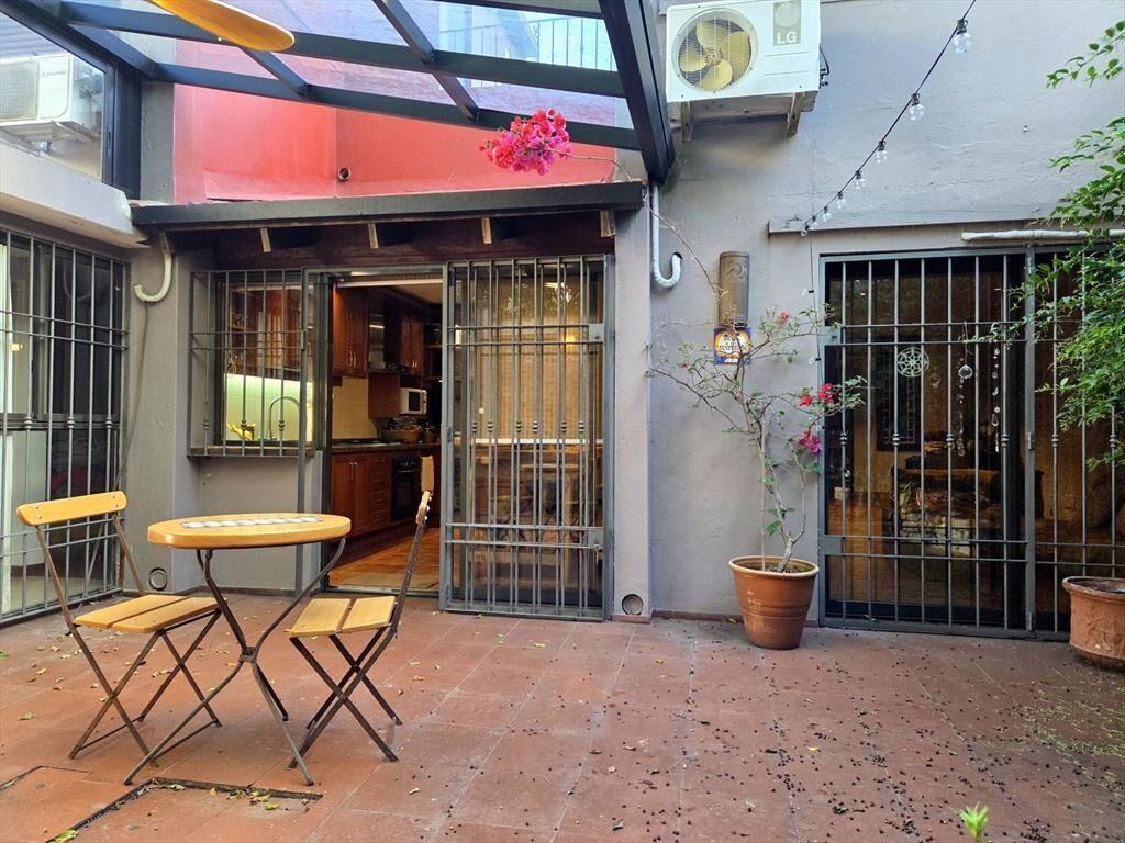 Venta de casa de estilo en Pocitos 4 dormitorios...
