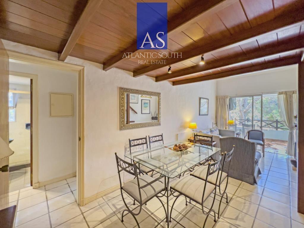 Apartamento 3 dormitorios con estufa y parrillero