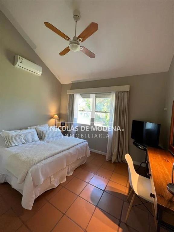 Casa divina en Playa Mansa.
