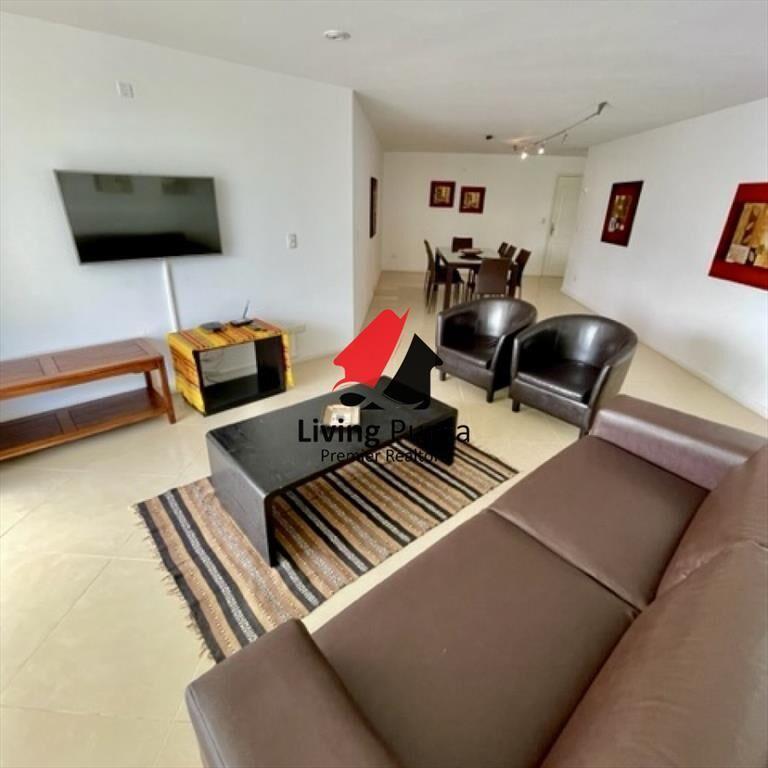 Venta de apartamento 3 dormitorios mas dep en Playa Brava