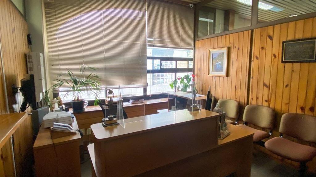 E AMPLIA OFICINA O VIVIENDA EN EL CENTRO