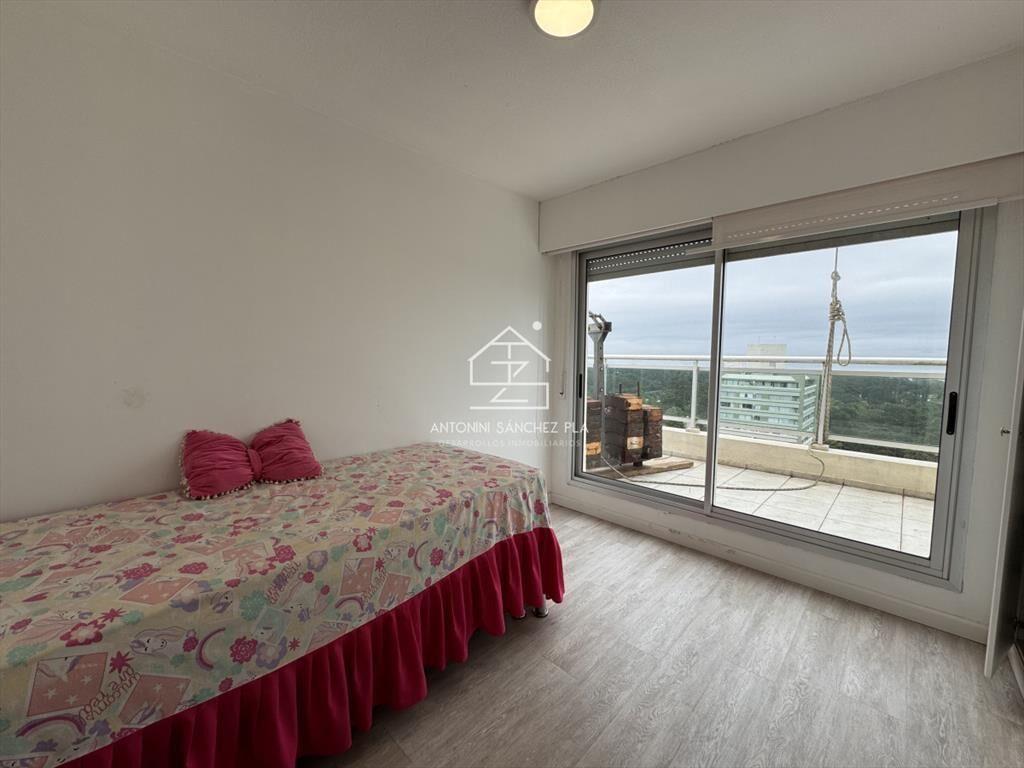 Venta apartamento 3 dormitorios Punta del Este