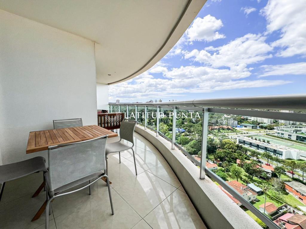 Apartamento piso alto sobre la mansa de 2 mas