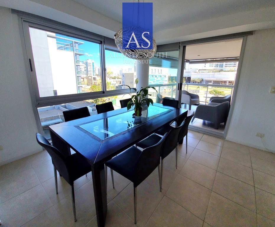 Apartamento de 3 dormitorios 2 baños cochera en