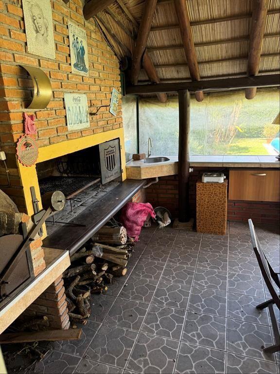 VENTA DE CASA 3 DORMITORIOS EN MALVIN SUR CON GRAN TERRENO
