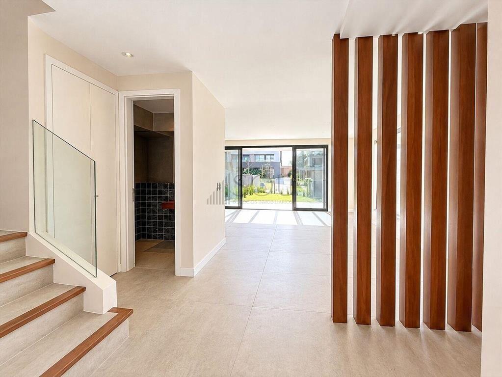 Venta Casa 4 dormitorios parrillero en Barrio Parques 2