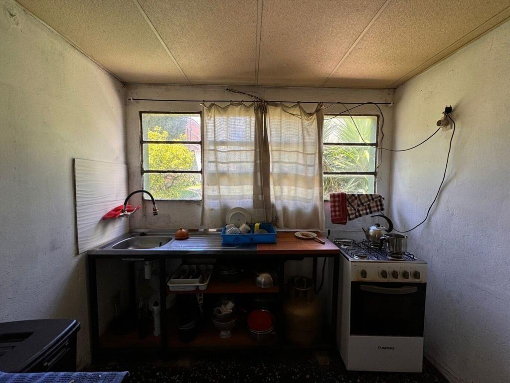 Machado prox. Burgues, muy buen terreno, dos casas en un pa