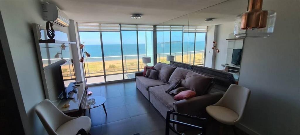 Apartamento en venta de 2 dormitorios c/ cochera en Play...