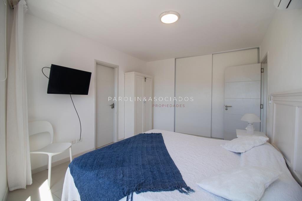 Apartamento de 2 dormitorios en venta en edificio Botavara,